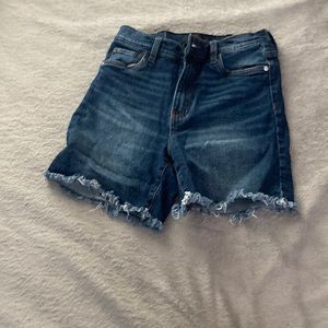 Jeans shirt Kendall and Kylie